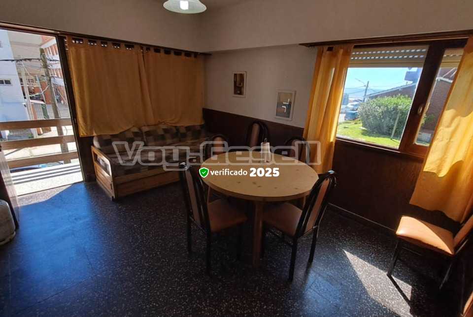 Alquilo Departamento Almanzor 1ro A en Villa Gesell zona Centro a 85 Mts de la Playa