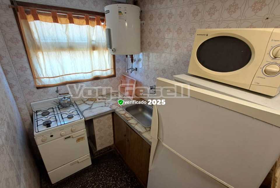 Alquilo Departamento Almanzor 1ro A en Villa Gesell zona Centro a 85 Mts de la Playa