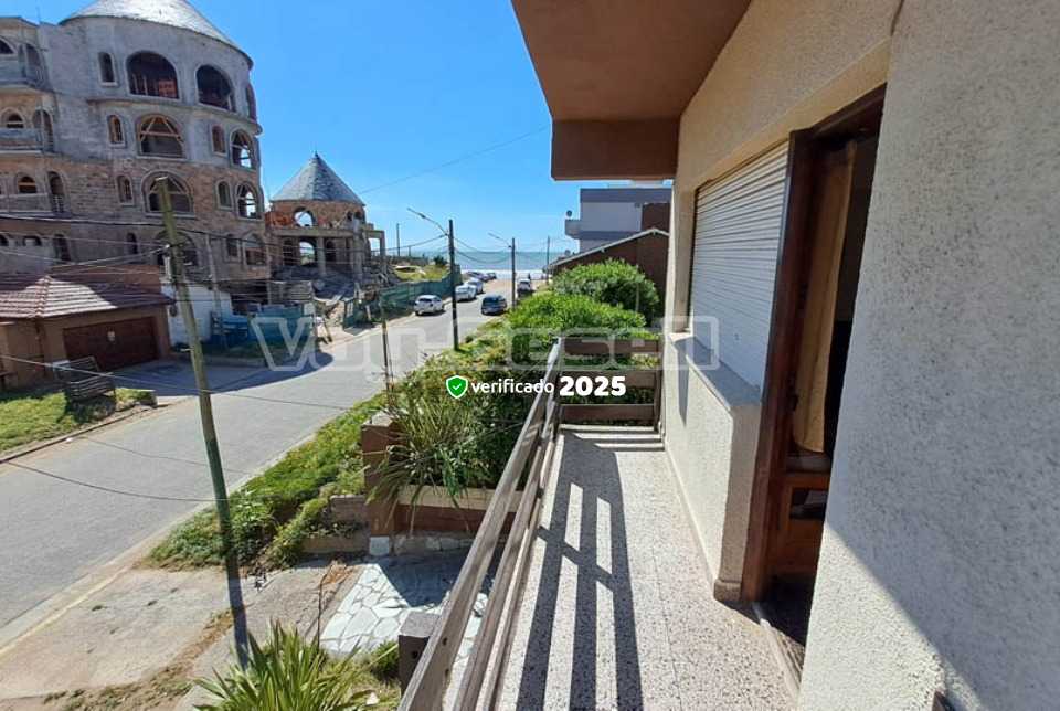 Almanzor 1ro A: Departamento en Villa Gesell zona Centro