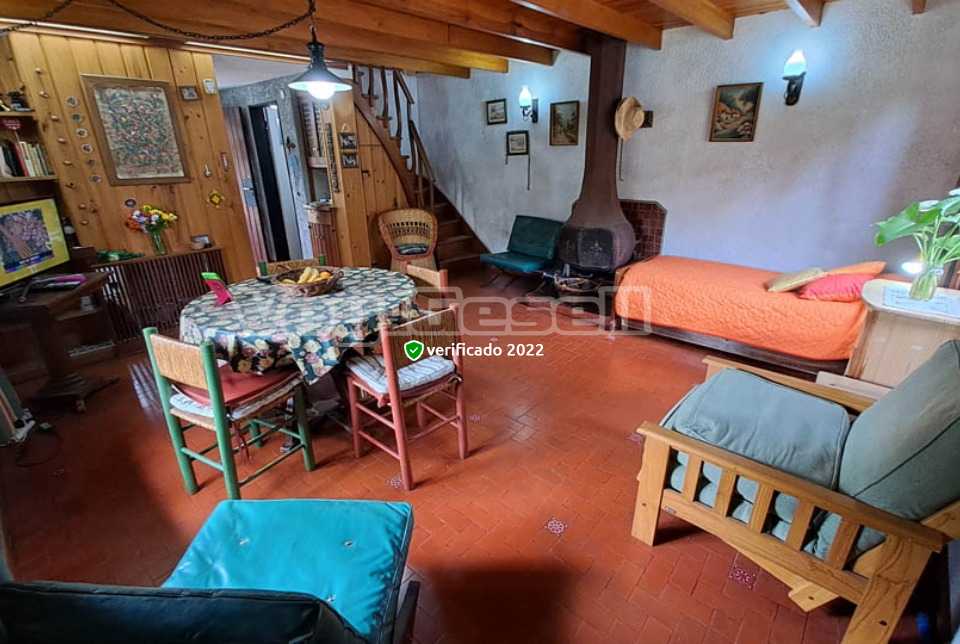 Alquilo Casa Alpino Blanco en Villa Gesell zona Centro a 500 Mts de la Playa