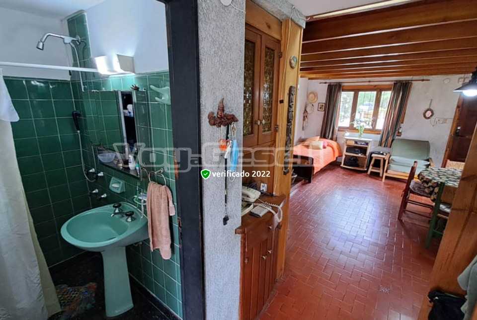 Alquilo Casa Alpino Blanco en Villa Gesell zona Centro a 500 Mts de la Playa