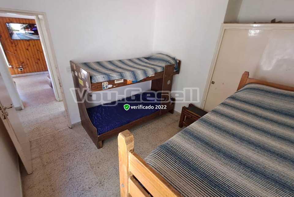 Alquilo Casa Alumine en Villa Gesell zona Centro a 1300 Mts de la Playa