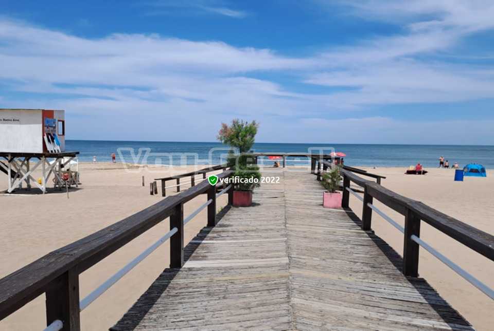 Vientos de Mar: Departamento en Villa Gesell zona Centro Comercial