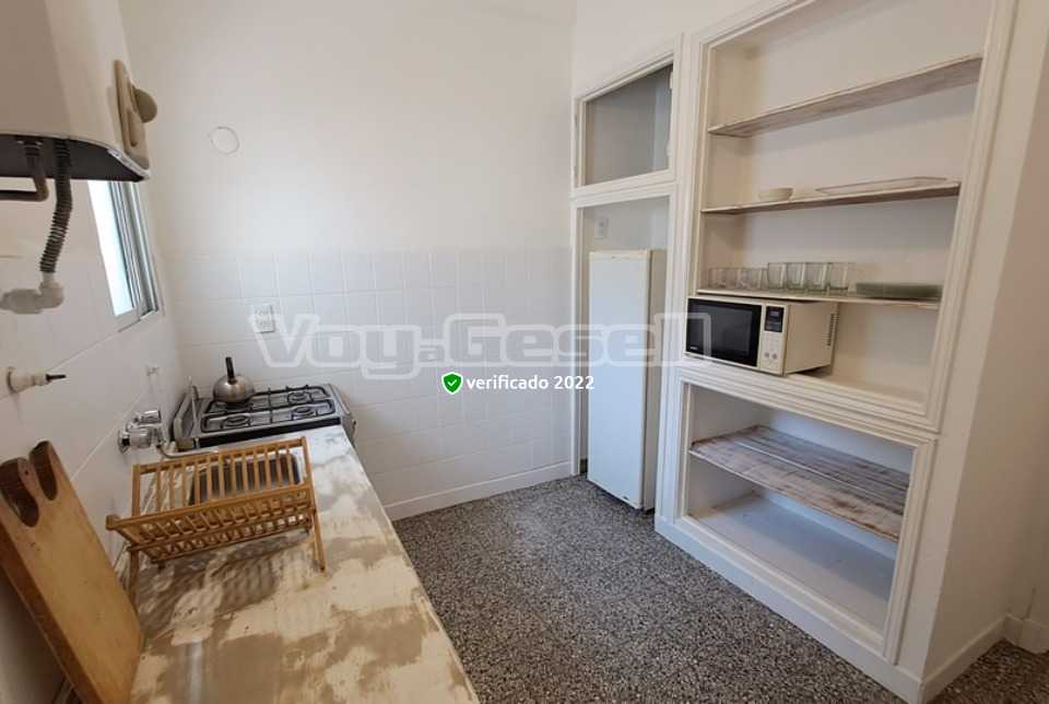 Alquilo Departamento Vientos de Mar en Villa Gesell zona Centro Comercial a 20 Mts de la Playa 