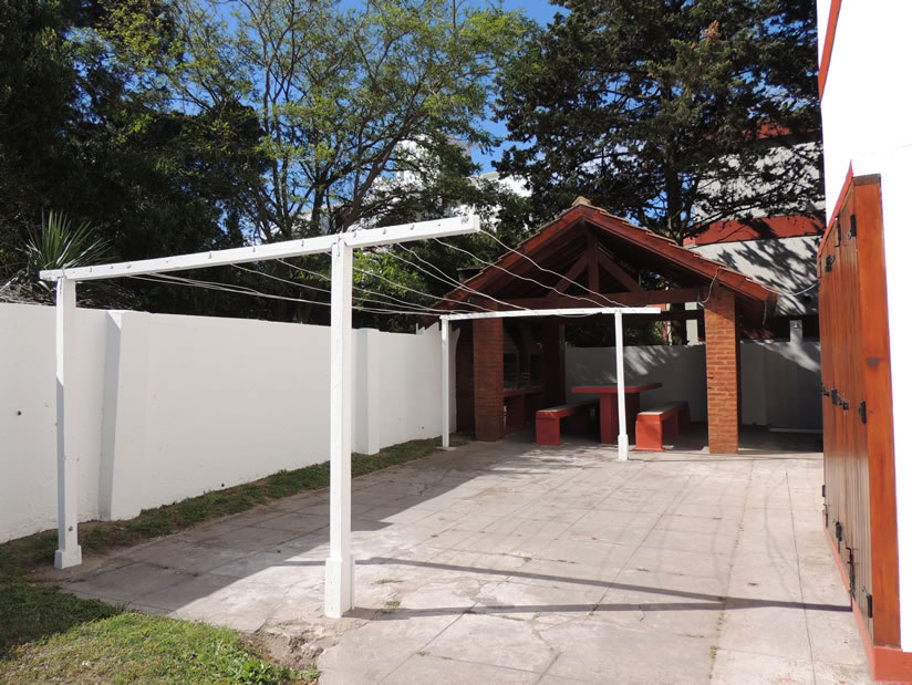 Alquilo Departamento America VI depto 13 en Villa Gesell zona Sur a 200 Mts de la Playa