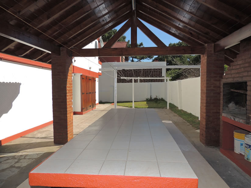 Alquilo Departamento America VI depto 13 en Villa Gesell zona Sur a 200 Mts de la Playa