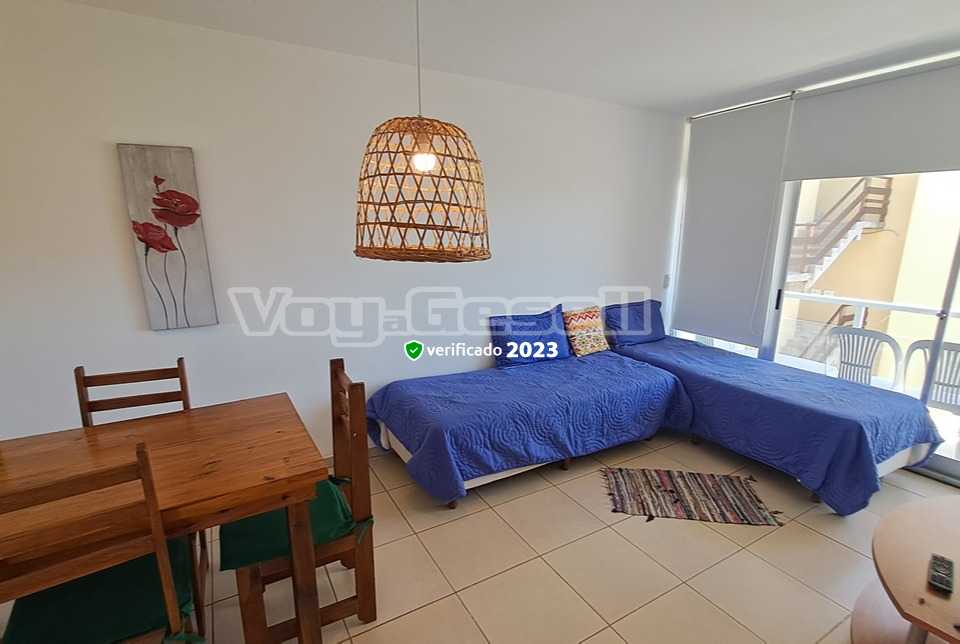 Alquilo Departamento Amewil 5 en Villa Gesell zona Centro Comercial a 50 Mts de la Playa 
