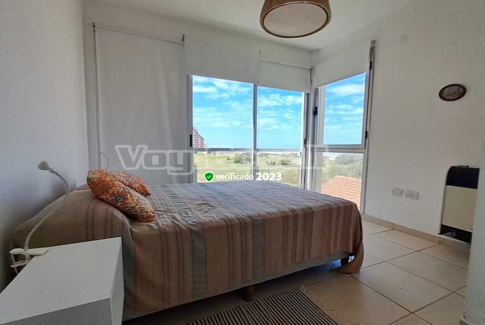 Alquilo Departamento Amewil 5 en Villa Gesell zona Centro Comercial a 50 Mts de la Playa
