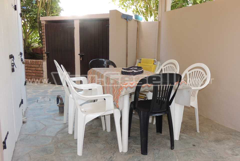 Alquilo Casa Anali en Villa Gesell zona Barrio Norte a 1400 mts de la Playa