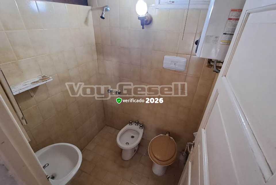 Alquilo Casa Angelica :: Nuevos Dueños en Villa Gesell zona Barrio Norte a 130 mts de la Playa