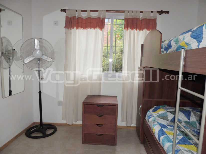 Alquilo Departamento Anto en Villa Gesell zona Centro a 700 mts de la Playa