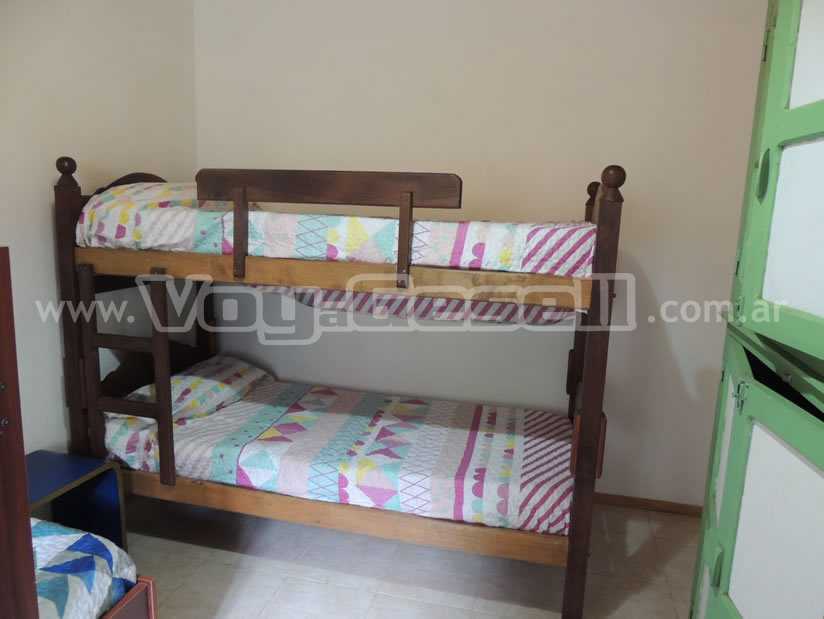 Alquilo Departamento Anto en Villa Gesell zona Centro a 700 mts de la Playa