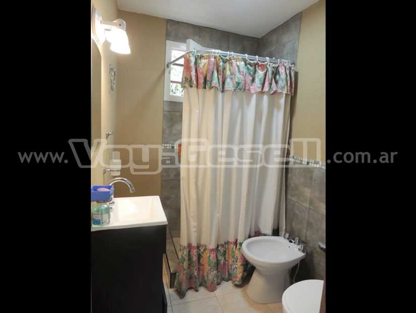 Alquilo Departamento Anto en Villa Gesell zona Centro a 700 mts de la Playa