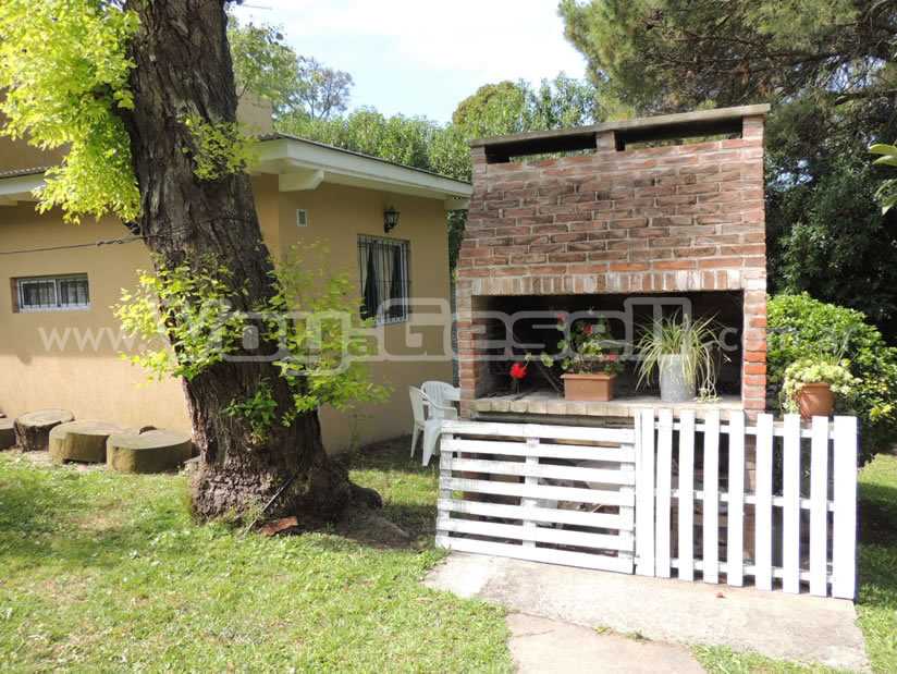 Alquilo Departamento Anto en Villa Gesell zona Centro a 700 mts de la Playa