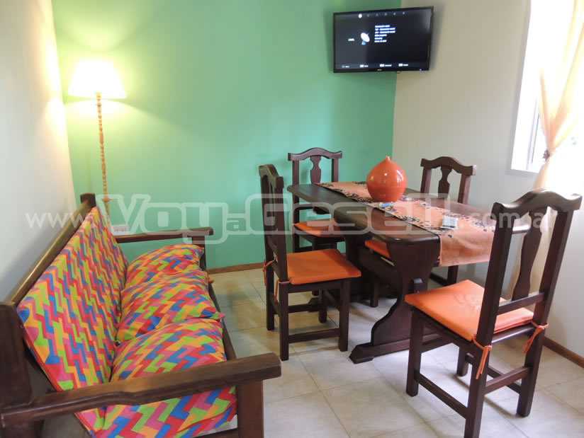 Alquilo Departamento Anto en Villa Gesell zona Centro a 700 mts de la Playa 