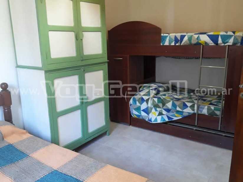 Alquilo Departamento Anto en Villa Gesell zona Centro a 700 mts de la Playa