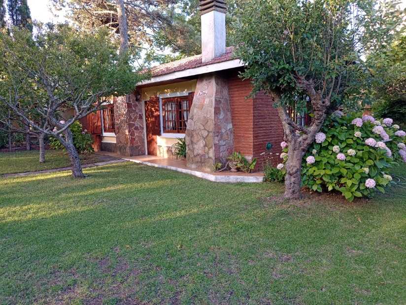 Alquilo Casa Aqui Me Quedo en Villa Gesell zona Sur a 300 Mts de la Playa 