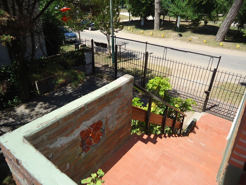 Alquilo Departamento Aranjuez 11 en Villa Gesell zona Centro Comercial a 300 Mts de la Playa 