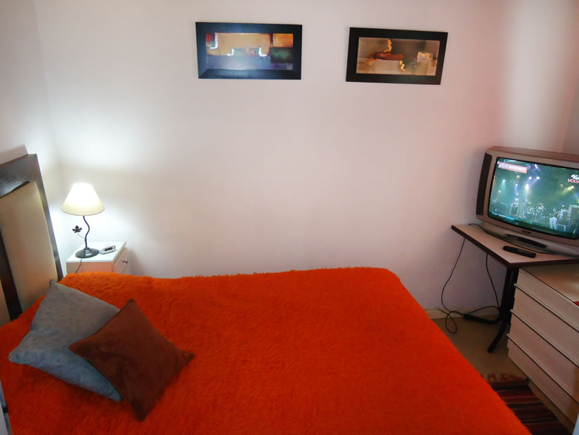 Alquilo Departamento Aranjuez 11 en Villa Gesell zona Centro Comercial a 300 Mts de la Playa