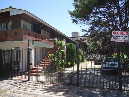 Aranjuez 4: Departamento en Villa Gesell zona Centro Comercial