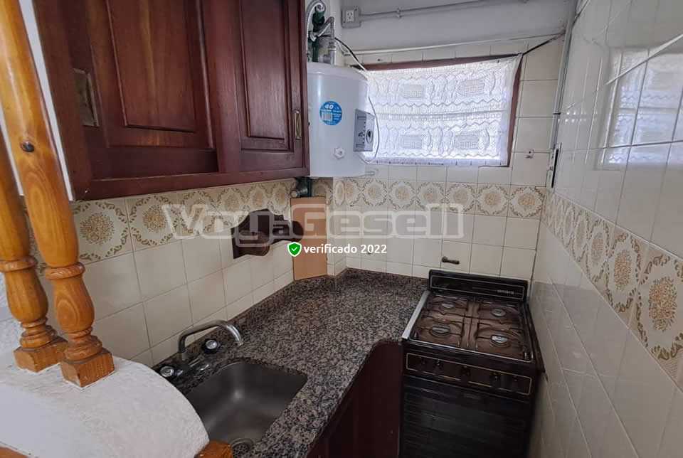 Alquilo Departamento Aranjuez 4 en Villa Gesell zona Centro Comercial a 400 Mts de la Playa