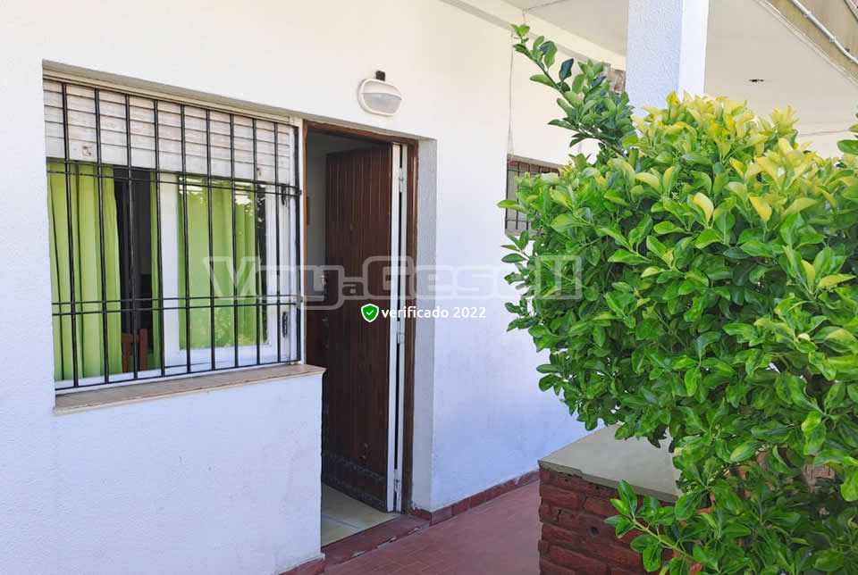 Alquilo Departamento Aranjuez 4 en Villa Gesell zona Centro Comercial a 400 Mts de la Playa 