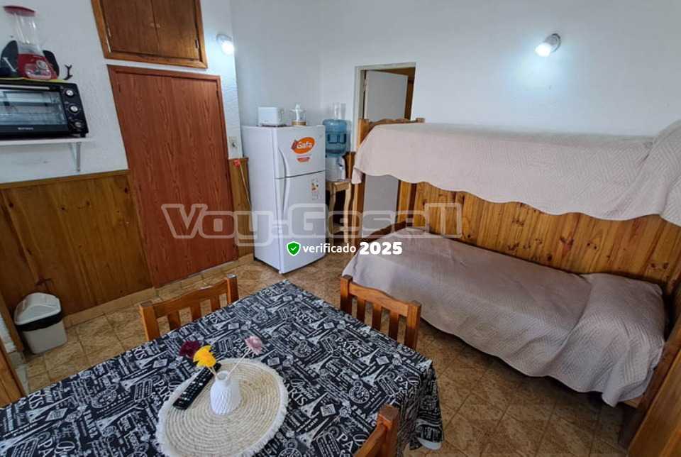 Alquilo Departamento Aranjuez depto 3 en Villa Gesell zona Centro a 450 Mts de la Playa 