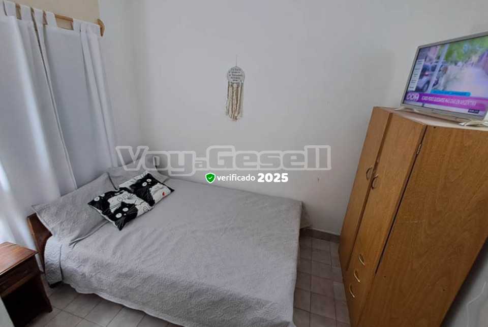 Alquilo Departamento Aranjuez depto 3 en Villa Gesell zona Centro a 450 Mts de la Playa