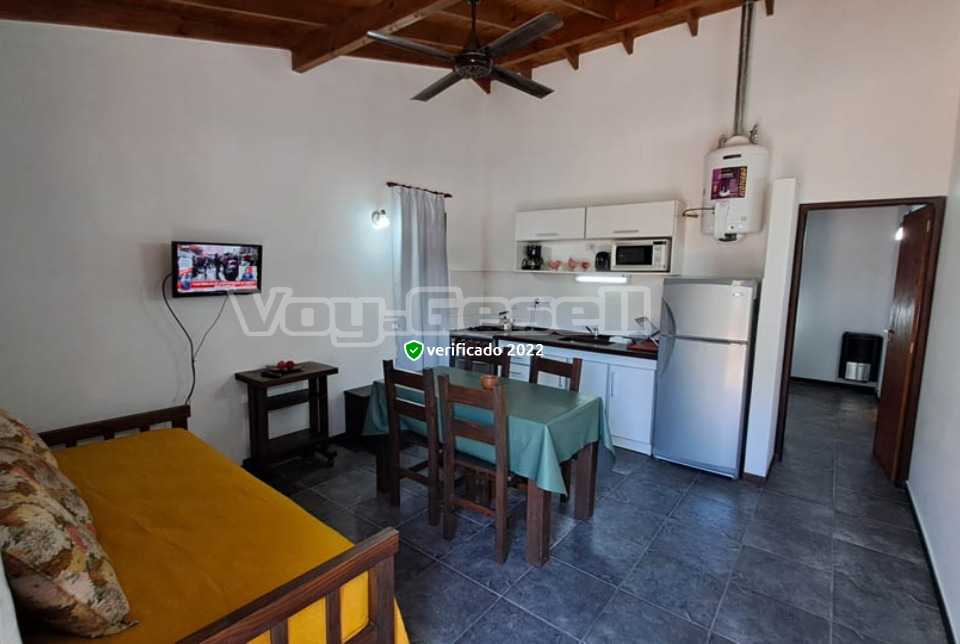 Alquilo Departamento Arenas del Mar en Villa Gesell zona Sur a 800 Mts de la Playa Cocina Comedor