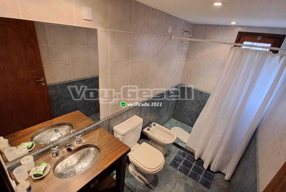 Alquilo Departamento Arenas del Mar en Villa Gesell zona Sur a 800 Mts de la Playa BaÃ±o Completo con Ducha