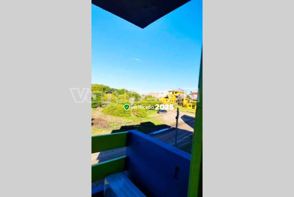 Alquilo Departamento Arenas Norte 2C en Villa Gesell zona Barrio Norte a 150 Mts de la Playa 