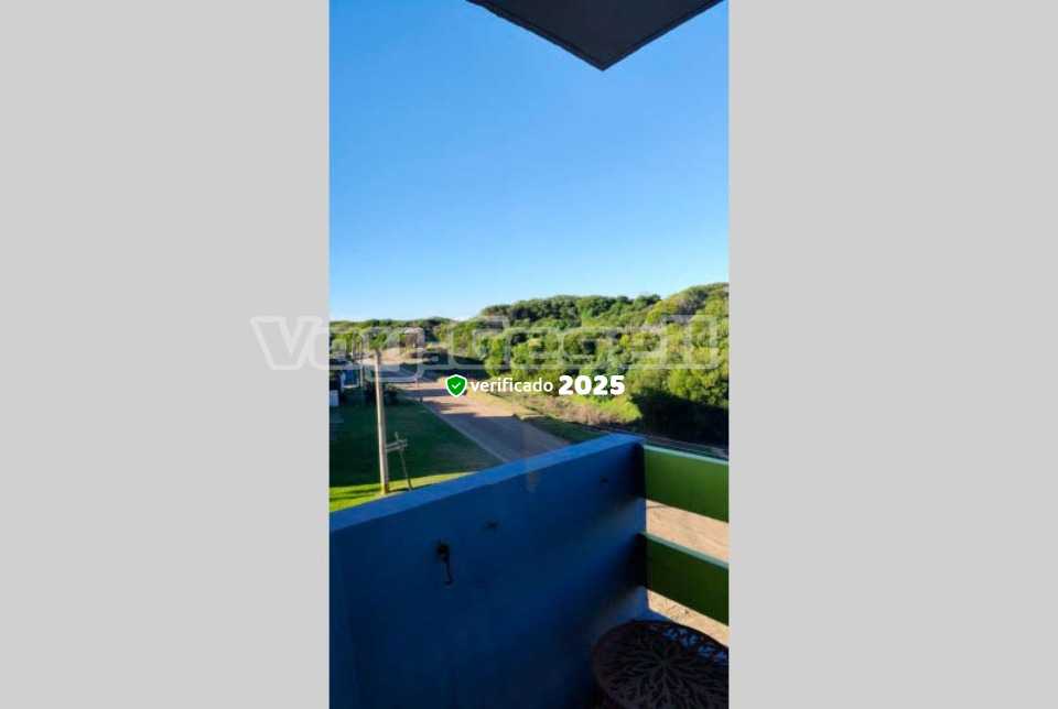 Alquilo Departamento Arenas Norte 2C en Villa Gesell zona Barrio Norte a 150 Mts de la Playa 