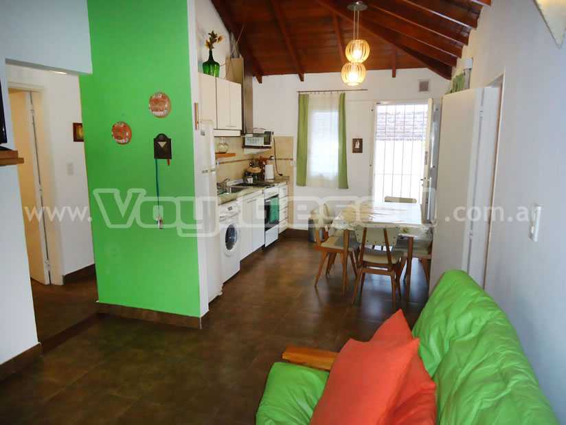 Alquilo Casa Edelia en Villa Gesell zona Barrio Norte a 300 Mts de la Playa 