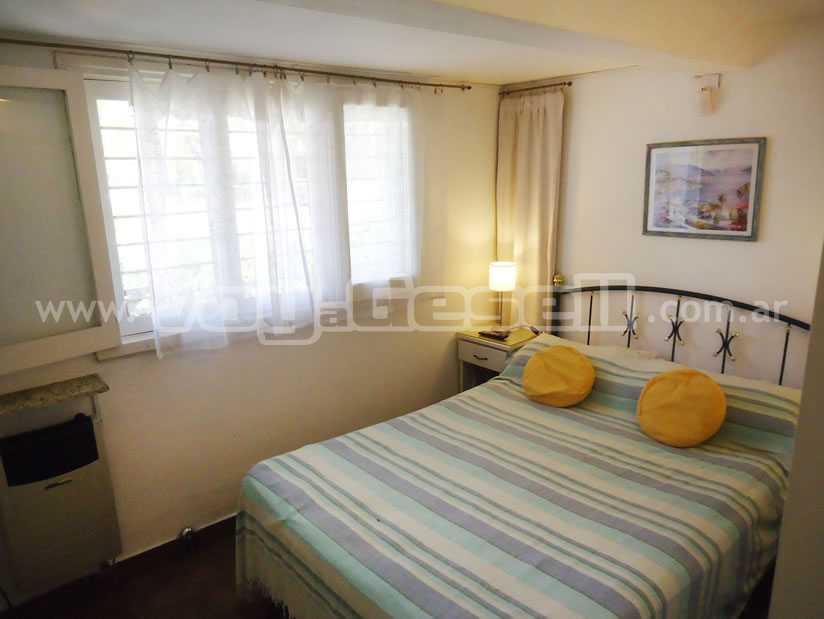 Alquilo Casa Edelia en Villa Gesell zona Barrio Norte a 300 Mts de la Playa