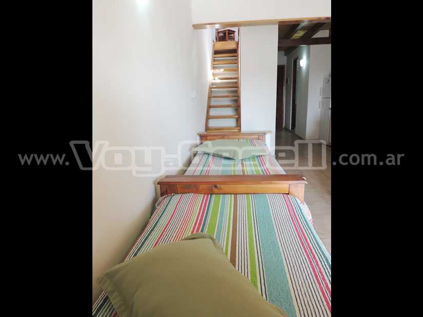 Alquilo Departamento Arlequin 3 y 109 2 Amb en Villa Gesell zona Centro Comercial a 300 Mts de la Playa