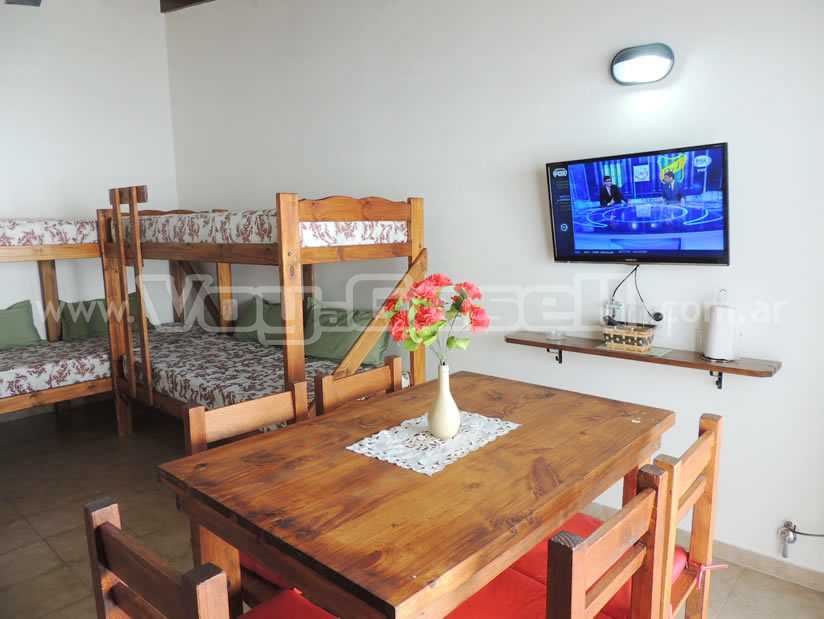 Alquilo Departamento Arlequin 3 y 109 1amb en Villa Gesell zona Centro Comercial a 300 mts de la Playa 