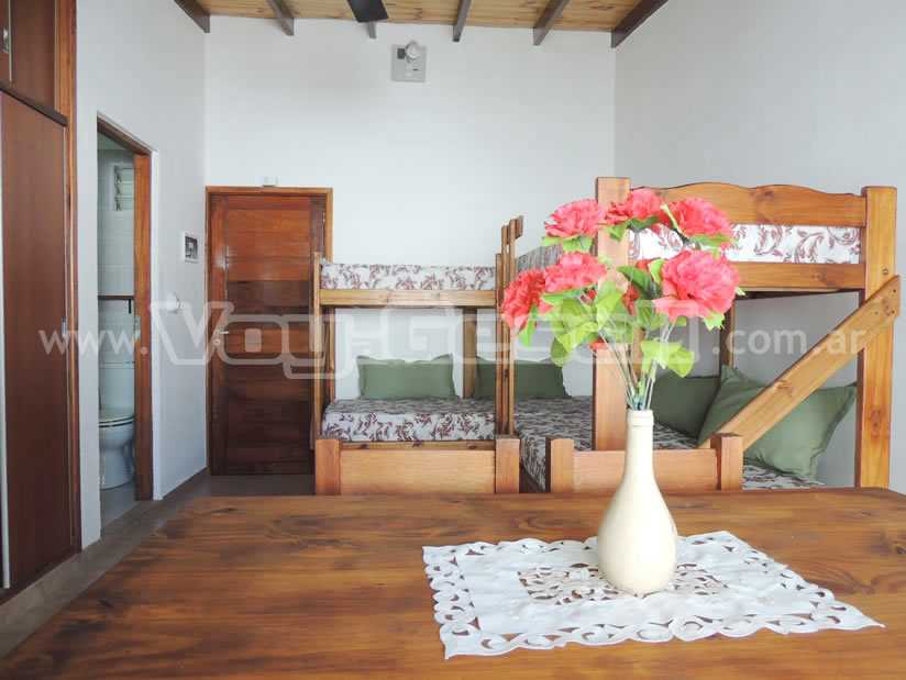 Alquilo Departamento Arlequin 3 y 109 1amb en Villa Gesell zona Centro Comercial a 300 mts de la Playa 