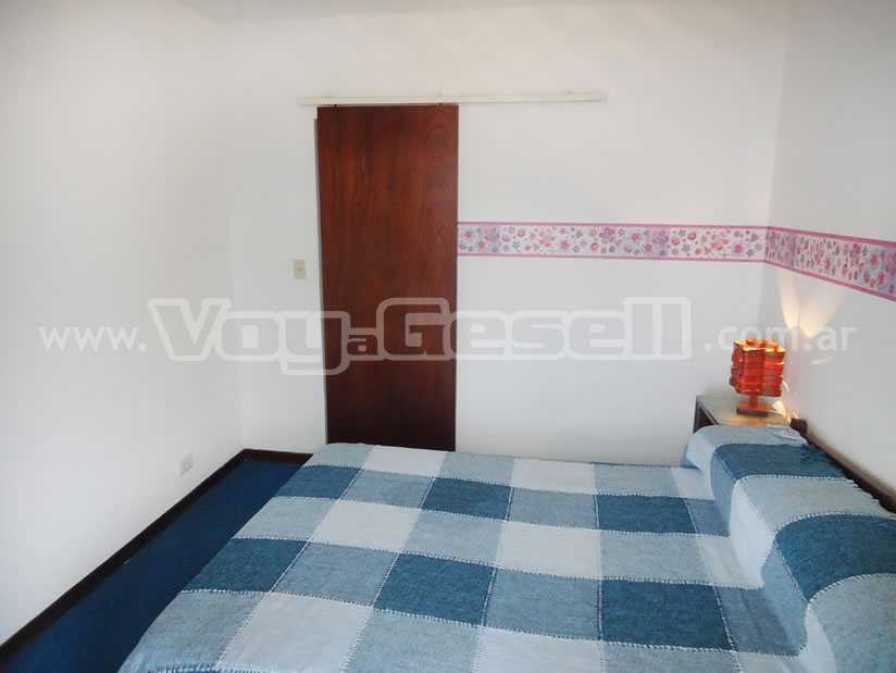 Alquilo Departamento Arpon I Depto 3 en Villa Gesell zona Sur a 10 Mts de la Playa