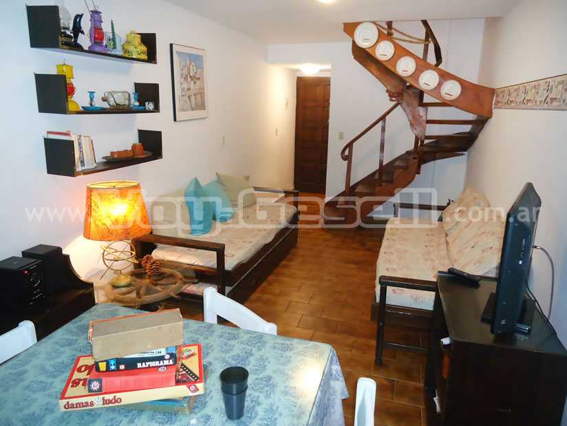 Alquilo Departamento Arpon I Depto 3 en Villa Gesell zona Sur a 10 Mts de la Playa
