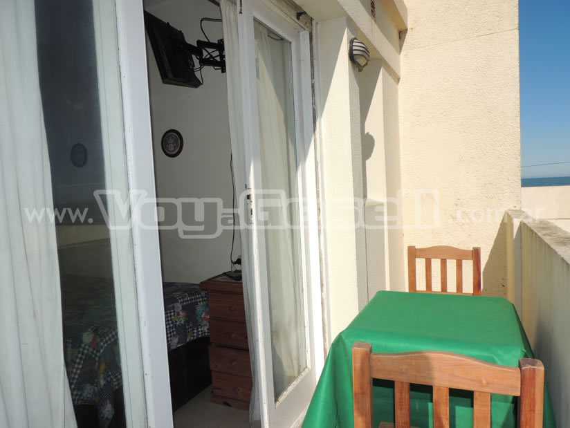 Alquilo Departamento Atlantida Depto 9 en Villa Gesell zona Centro Comercial a 20 mts de la Playa