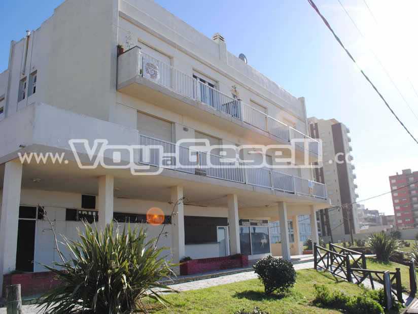 Alquilo Departamento Atlantida Depto 9 en Villa Gesell zona Centro Comercial a 20 mts de la Playa