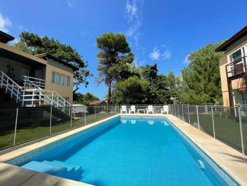 Alquilo Duplex Vamos que venimos 3A en Villa Gesell zona Sur a 950 Mts de la Playa 