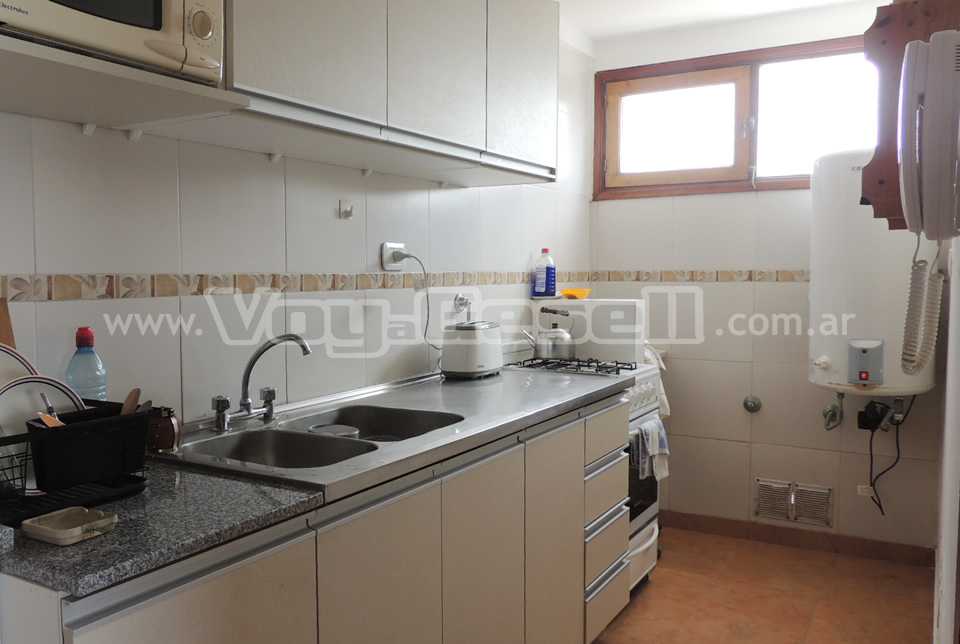 Alquilo Departamento Baron Playa 11A en Villa Gesell zona Centro Comercial a 50 mts de la Playa 