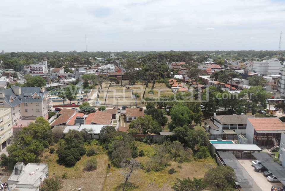 Alquilo Departamento Baron Playa 11A en Villa Gesell zona Centro Comercial a 50 mts de la Playa