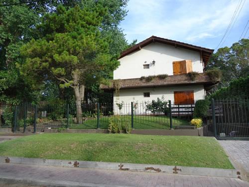 Alquilo Departamento Barrio Norte 10 en Villa Gesell zona Barrio Norte a 400 Mts de la Playa