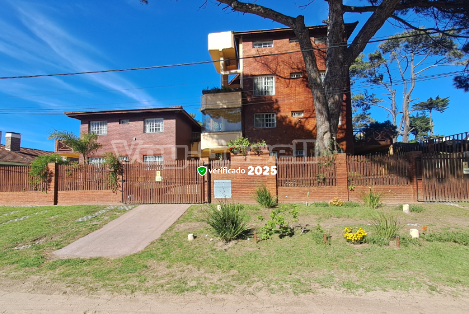 Belen 2: Departamento en Villa Gesell zona Centro