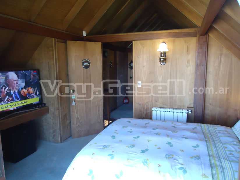 Alquilo Casa Bendita tu Luz en Villa Gesell zona Sur a 100 mts de la Playa