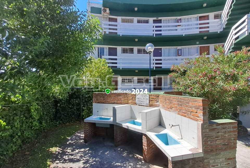 Alquilo Departamento Betamar 2A en Villa Gesell zona Centro a 200 Mts de la Playa