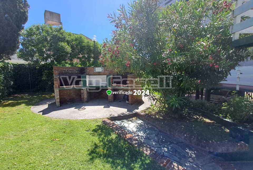 Alquilo Departamento Betamar 2A en Villa Gesell zona Centro a 200 Mts de la Playa