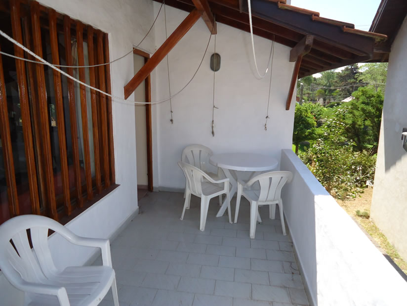 Alquilo Casa Borrelli en Villa Gesell zona Sur a 400 Mts de la Playa